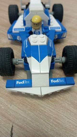 Lego 8374 F1 Williams Team Racing 2003 Completa
