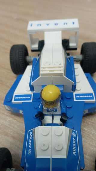 Lego 8374 F1 Williams Team Racing 2003 Completa