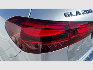 Mercedes Benz GLA GLA 200 D