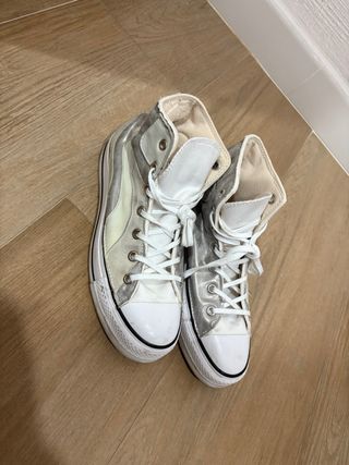 Converse plateadas talla 41.5
