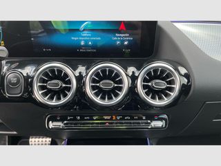 Mercedes Benz EQA EQA 250