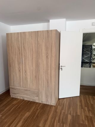 Armario de 3 Puertas en oferta!