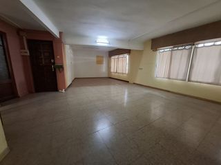 Local comercial en alquiler en Centre en Castelldefels