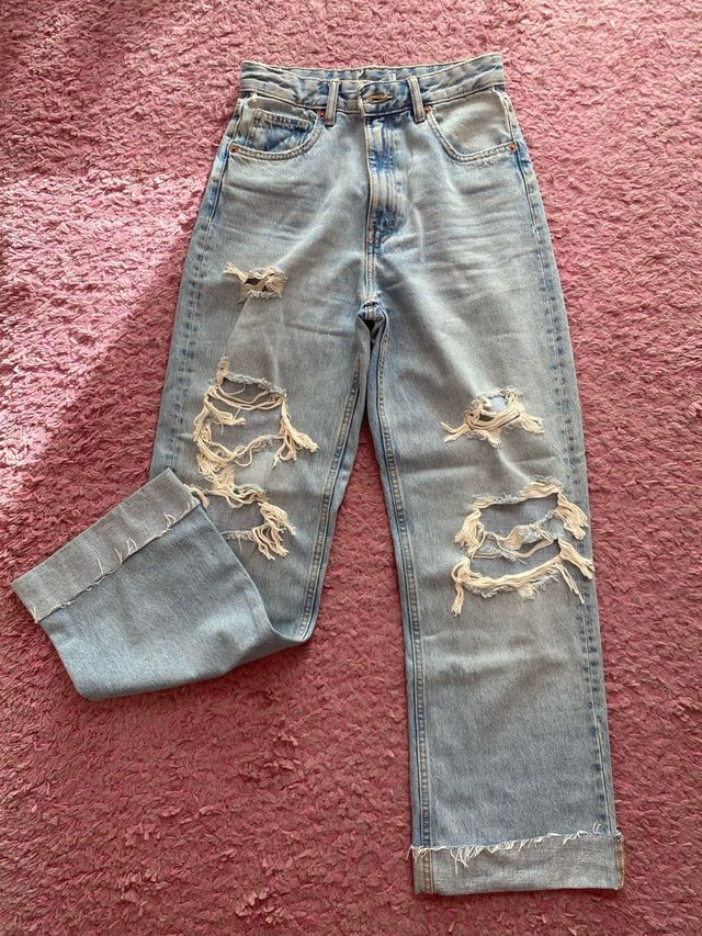 Pantalón vaquero desgastado azul