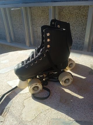 Patines 4 Ruedas talla 34 Decathlon.Poco uso
