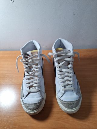 Zapatillas Nike Blazer Blancas y Grises