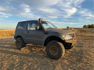 Mitsubishi Montero 2001
