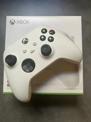 Mando Xbox Series S/X Robot White