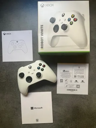 Mando Xbox Series S/X Robot White
