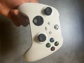 Mando Xbox Series S/X Robot White