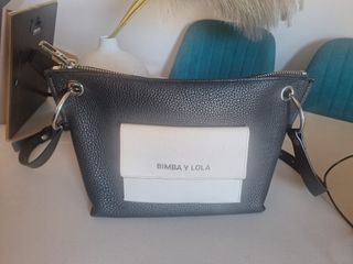 Bolso Bimba y Lola piel negro y blanco