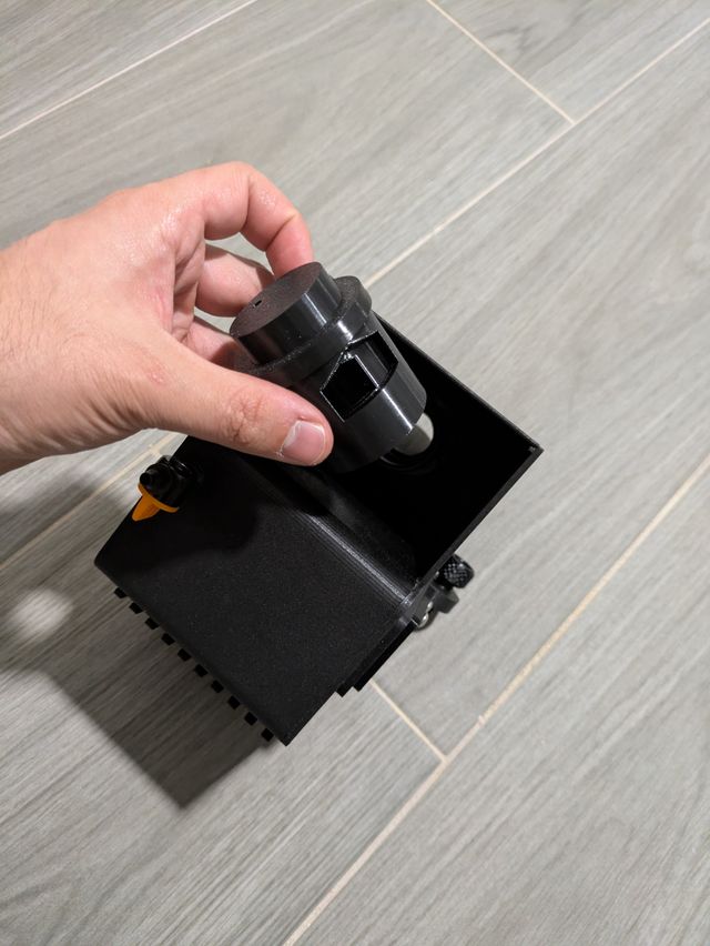 Varios disponibles. Rebosadero Blau