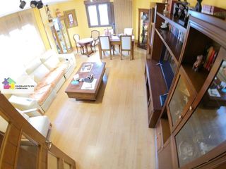 Chalet en venta en Villaquilambre