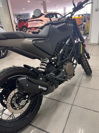 Husqvarna Svartpilen 401