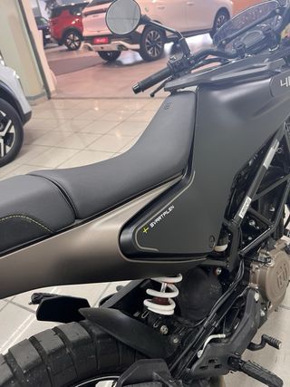 Husqvarna Svartpilen 401