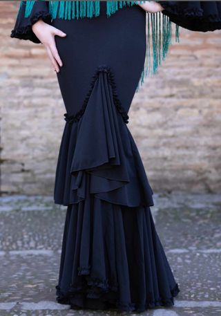 Vestido Flamenca Negro con mangas de plumetí 