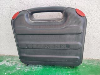 Taladro Black & Decker con cargador y batería