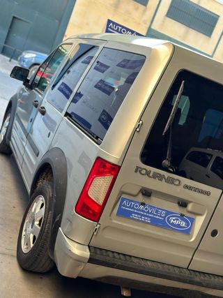 Ford Tourneo Connect 2009