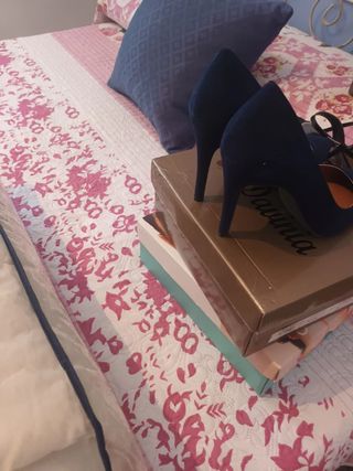 Lote Zapatos Tacón Marrón y Dorado