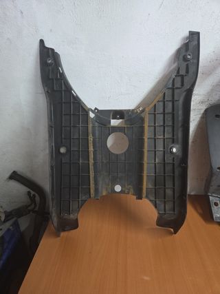 Suelo Piaggio NRG