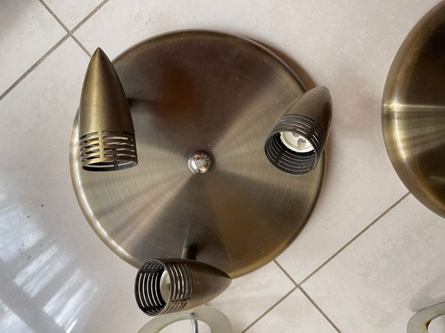 3 Lámparas de Techo Metálicas