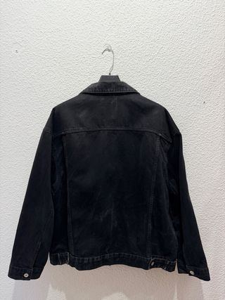 Chaqueta vaquera negra Pull&Bear Talla L