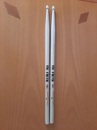 Baquetas Vic Firth American Classic 5A