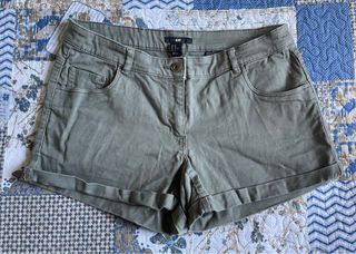 Pantalón corto H&M verde