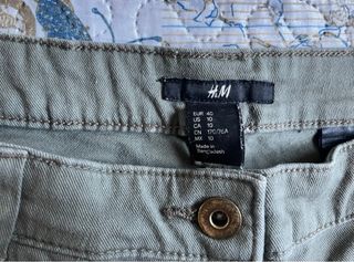 Pantalón corto H&M verde