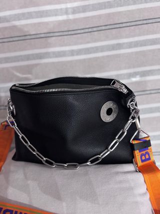 Bolso Bimba y Lola Negro Cuero Cadena Multicolor
