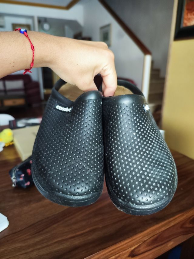 Zuecos Comfort negros