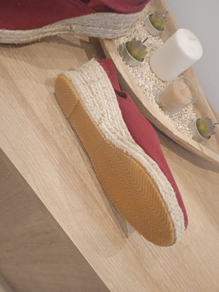 Alpargatas rojas talla 37 nuevas