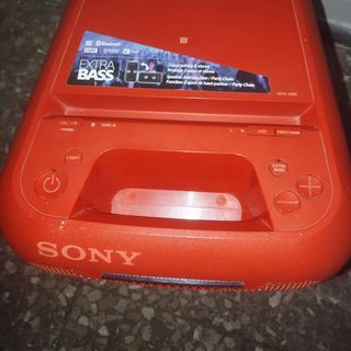 Altavoz Sony GTK-XB5 color rojo