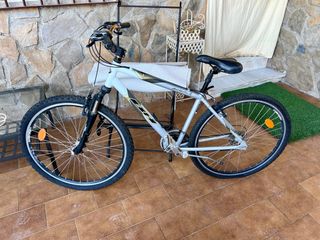 Bicicleta de Montaña BH