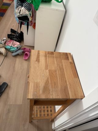 Mesilla alta de madera