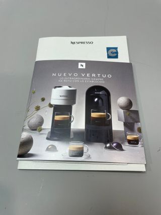 Cafetera Nespresso Krups Vertuo POP Verde