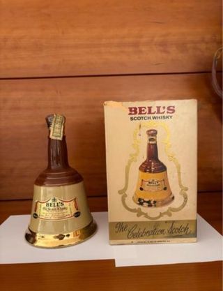 Bottiglia di whisky scozzese Bell's Bell