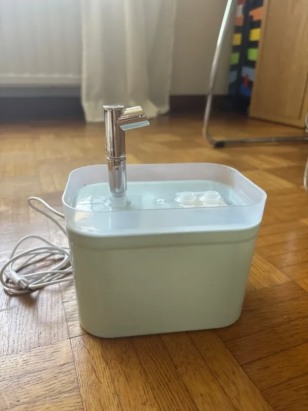 Fonte de água elétrica para animais