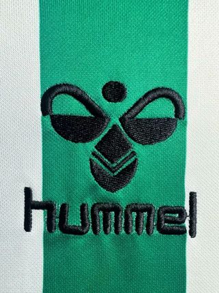 Camiseta Hummel Rayas Verdes y Blancas