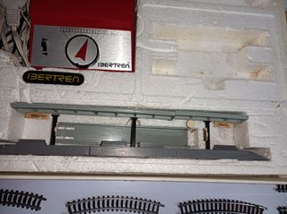 Tren Ibertren 132 3N Muy Completo con Caja Años 70