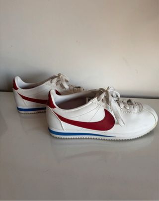 Nike Cortez Blancas y Rojas Poco Usadas