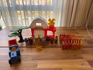 Granja Estilo Playmobil con Animales y Figuras