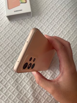 Móvil Samsung Dorado