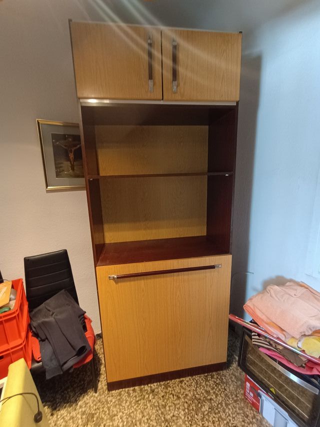 Mueble con cama turca