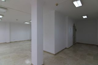 Oficina en alquiler en Arenales - Lugo - Avenida Marítima en Palmas de Gran Canaria(Las)
