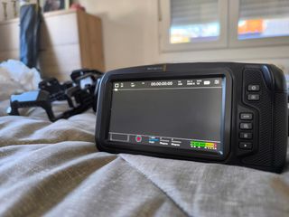 Blackmagic Pocket 6K + Accesorios