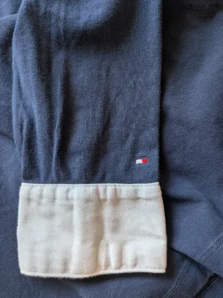 Polo Talla M Tommy Hilfiger manga larga 