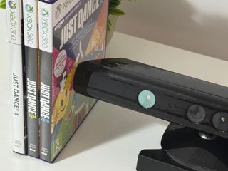 Pack Kinect Xbox 360 con 3 Juegos Just Dance
