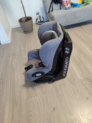 Silla de coche gris babycomfort