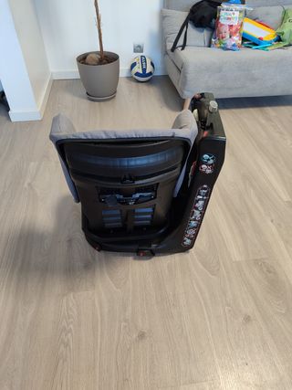 Silla de coche gris babycomfort